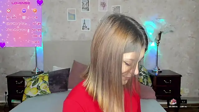 Snapshot of MargoChill chatting on November 2025 02:28:01 PM MargoChill online show from November 2025 02:28:01 PM