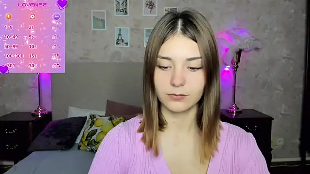 Snapshot of MargoChill chatting on November 2025 02:33:01 PM MargoChill online show from November 2025 02:33:01 PM