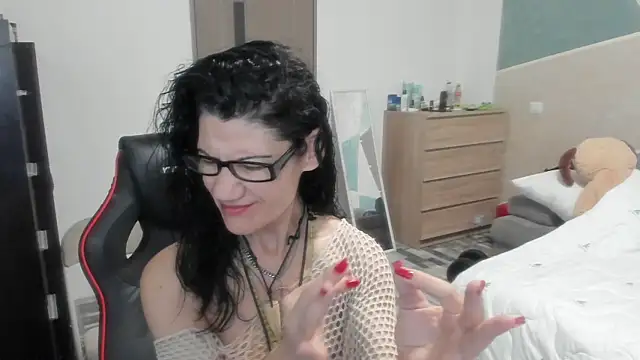 Snapshot of SweetSin40 chatting on March 2026 09:08:01 PM SweetSin40 online show from March 2026 09:08:01 PM