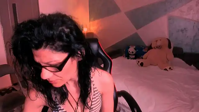 SweetSin40 online show from June 2026 07:57:02 PM
