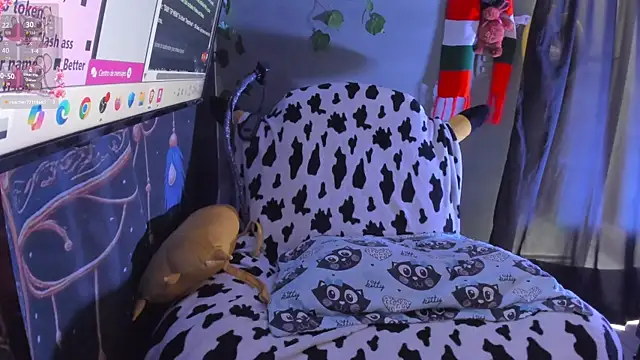 Sharlott smith online show from December 2025 06:46:02 PM