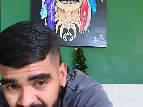 Snapshot of black_kameron_ chatting on November 2025 08:32:01 PM black kameron online show from November 2025 08:32:01 PM