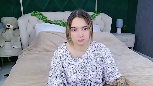 Snapshot of Dana_Beck chatting on November 2025 08:53:01 PM Dana Beck online show from November 2025 08:53:01 PM