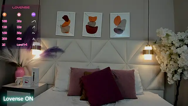 Snapshot of Ari_lynn_ chatting on November 2025 03:39:02 AM Ari lynn online show from November 2025 03:39:02 AM