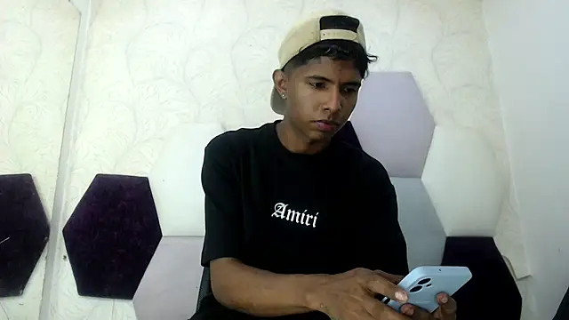 Mick storm online show from February 2026 01:37:02 AM