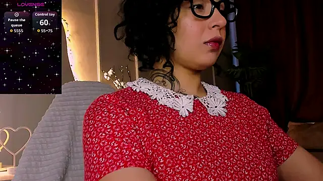 Aisha Goldstein online show from February 2026 06:40:01 AM