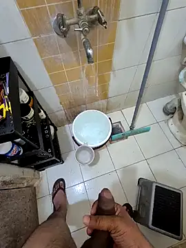 crawlerdrill online show from October 2025 03:21:02 AM