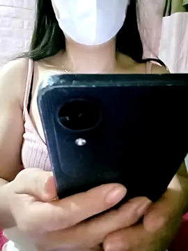 Snapshot of SansanCii chatting on October 2025 05:14:01 PM SansanCii online show from October 2025 05:14:01 PM