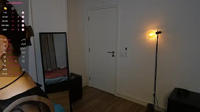 NeonyMuse online show from November 2025 10:10:02 AM