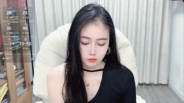 Snapshot of XFDLL-BAOBEI chatting on October 2025 02:44:01 AM XFDLL-BAOBEI online show from October 2025 02:44:01 AM