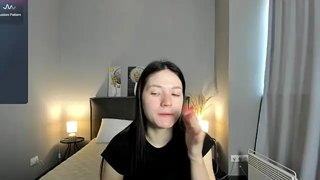 Snapshot of ChillGato chatting on October 2025 01:39:01 AM ChillGato online show from October 2025 01:39:01 AM