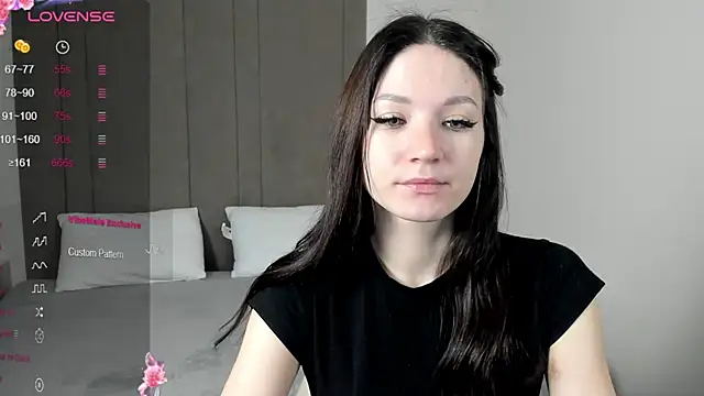 Snapshot of ChillGato chatting on November 2025 01:38:01 AM ChillGato online show from November 2025 01:38:01 AM