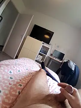 Snapshot of nico33000a chatting on November 2025 12:52:01 PM nico33000a online show from November 2025 12:52:01 PM