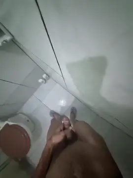 Snapshot of magrelo10 chatting on October 2025 08:15:02 AM magrelo10 online show from October 2025 08:15:02 AM