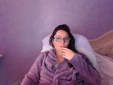 LuckyLisa23 online show from February 2026 04:10:02 PM