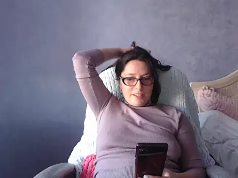 LuckyLisa23 online show from April 2026 02:14:02 PM