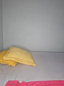 certifiedhottie2025 online show from November 2025 06:01:01 AM