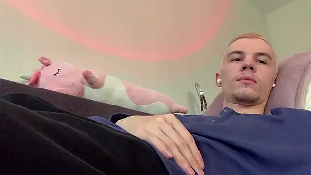 Jeremy1Scott online show from June 2026 04:52:02 AM