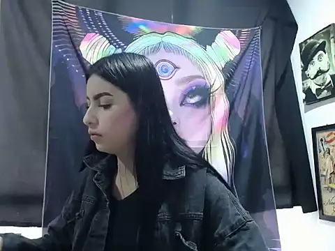 AlanaCollins- online show from October 2025 11:32:02 AM