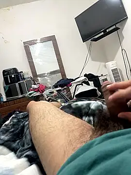 Snapshot of KingFlores chatting on January 2026 05:34:02 AM KingFlores online show from January 2026 05:34:02 AM