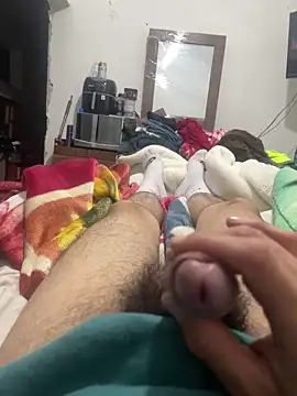 Snapshot of KingFlores chatting on February 2026 05:11:02 AM KingFlores online show from February 2026 05:11:02 AM