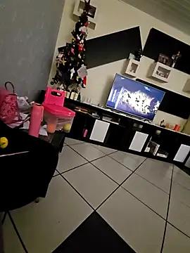 Babiwife online show from December 2025 05:07:01 PM