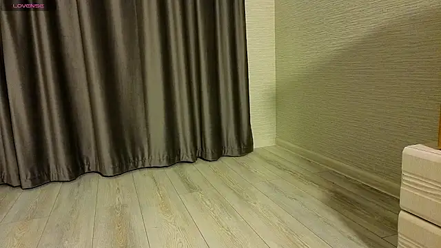 MissPompadure online show from March 2026 04:23:01 PM