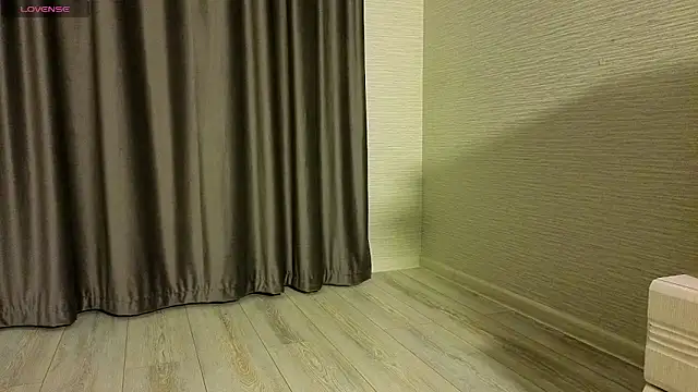 MissPompadure online show from March 2026 10:42:01 PM