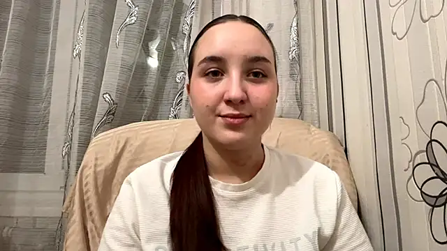 DaisyMolly online show from October 2025 04:44:02 PM