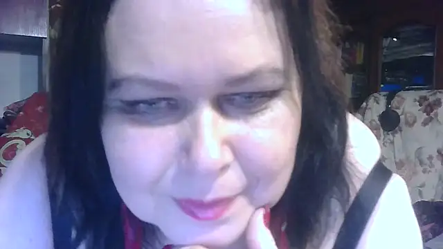 Snapshot of CharleeKendall chatting on November 2025 04:18:02 PM CharleeKendall online show from November 2025 04:18:02 PM