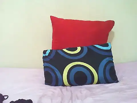 Snapshot of LICIOUSEBOOBSXX chatting on December 2025 10:42:01 AM LICIOUSEBOOBSXX online show from December 2025 10:42:01 AM