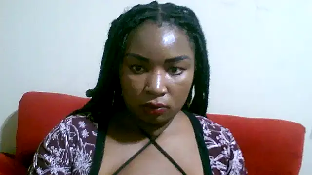 LICIOUSEBOOBSXX online show from January 2026 07:28:01 PM