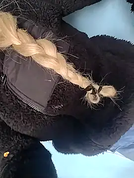 Snapshot of fernanda15 chatting on October 2025 11:12:02 AM fernanda15 online show from October 2025 11:12:02 AM