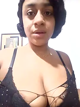 lacrespa24 online show from February 2026 03:54:02 PM