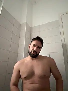 Snapshot of ReDiBastoni90 chatting on October 2025 01:23:01 PM ReDiBastoni90 online show from October 2025 01:23:01 PM