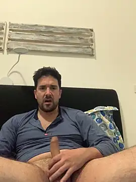 Snapshot of ReDiBastoni90 chatting on May 2026 11:10:02 PM ReDiBastoni90 online show from May 2026 11:10:02 PM