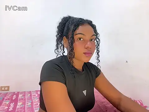 Snapshot of Valerii_smithh chatting on October 2025 01:18:02 PM Valerii smithh online show from October 2025 01:18:02 PM