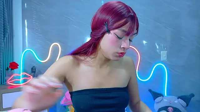 Naaomi cute online show from January 2026 12:43:02 PM