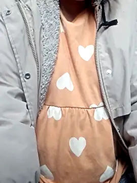 Linh-xxx online show from March 2026 02:49:02 AM