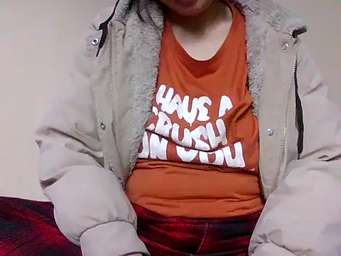 Linh-xxx online show from March 2026 10:54:02 AM