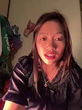 Snapshot of -Paige- chatting on February 2026 03:43:01 PM -Paige- online show from February 2026 03:43:01 PM