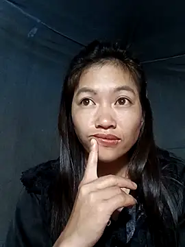 Snapshot of -Paige- chatting on March 2026 09:17:01 PM -Paige- online show from March 2026 09:17:01 PM