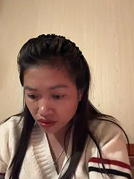 Snapshot of -Paige- chatting on March 2026 11:29:02 AM -Paige- online show from March 2026 11:29:02 AM