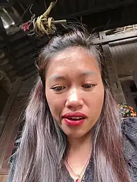 Snapshot of -Paige- chatting on March 2026 02:37:01 AM -Paige- online show from March 2026 02:37:01 AM