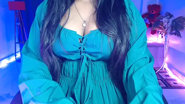 Rashiii  online show from March 2026 11:53:02 PM