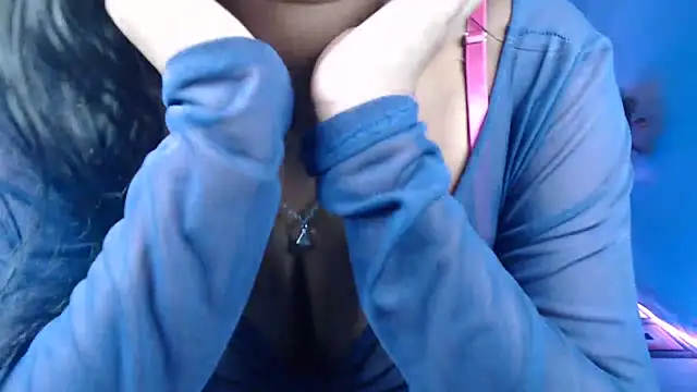 Rashiii  online show from May 2026 06:35:01 PM
