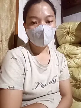 Snapshot of nat-tri chatting on October 2025 10:43:02 PM nat-tri online show from October 2025 10:43:02 PM