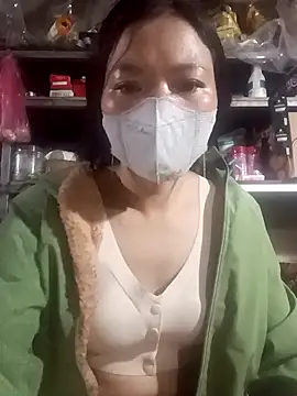 Snapshot of nat-tri chatting on October 2025 11:05:02 PM nat-tri online show from October 2025 11:05:02 PM