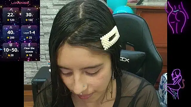 Snapshot of playboybunny-- chatting on November 2025 08:52:02 PM playboybunny-- online show from November 2025 08:52:02 PM