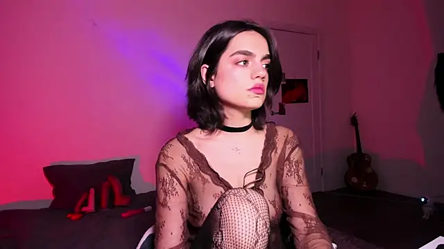 Snapshot of nightfloatt chatting on December 2025 03:19:01 PM nightfloatt online show from December 2025 03:19:01 PM